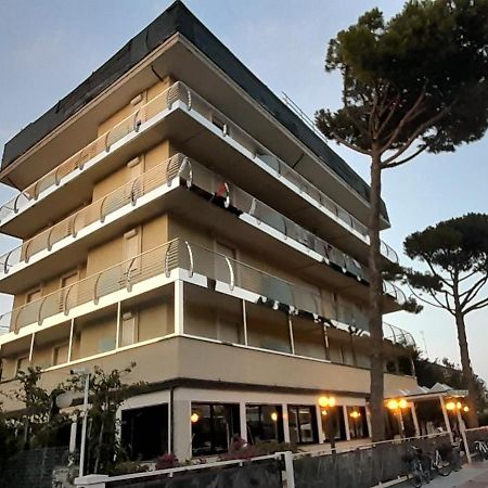 Hotel Marbella Cervia Esterno foto