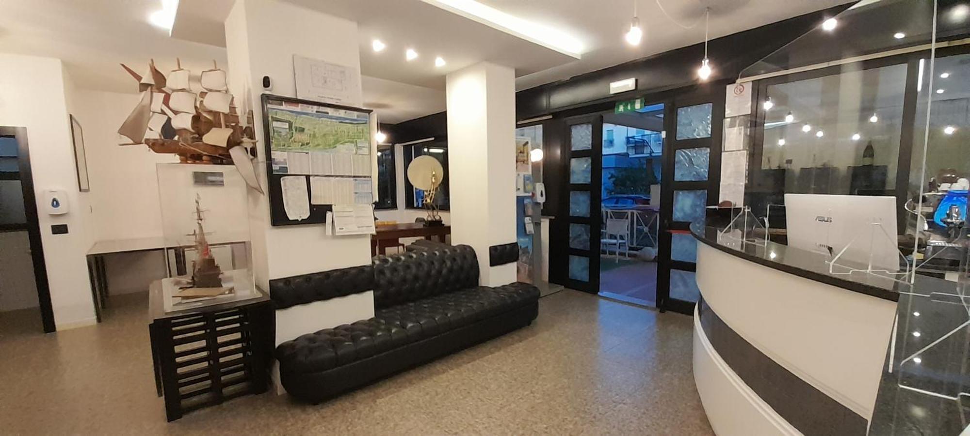 Hotel Marbella Cervia Esterno foto