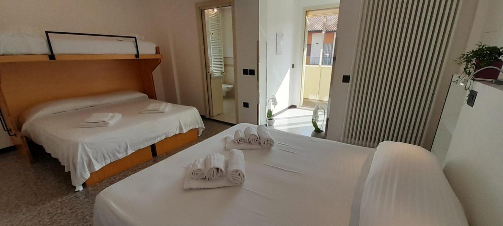Hotel Marbella Cervia Esterno foto