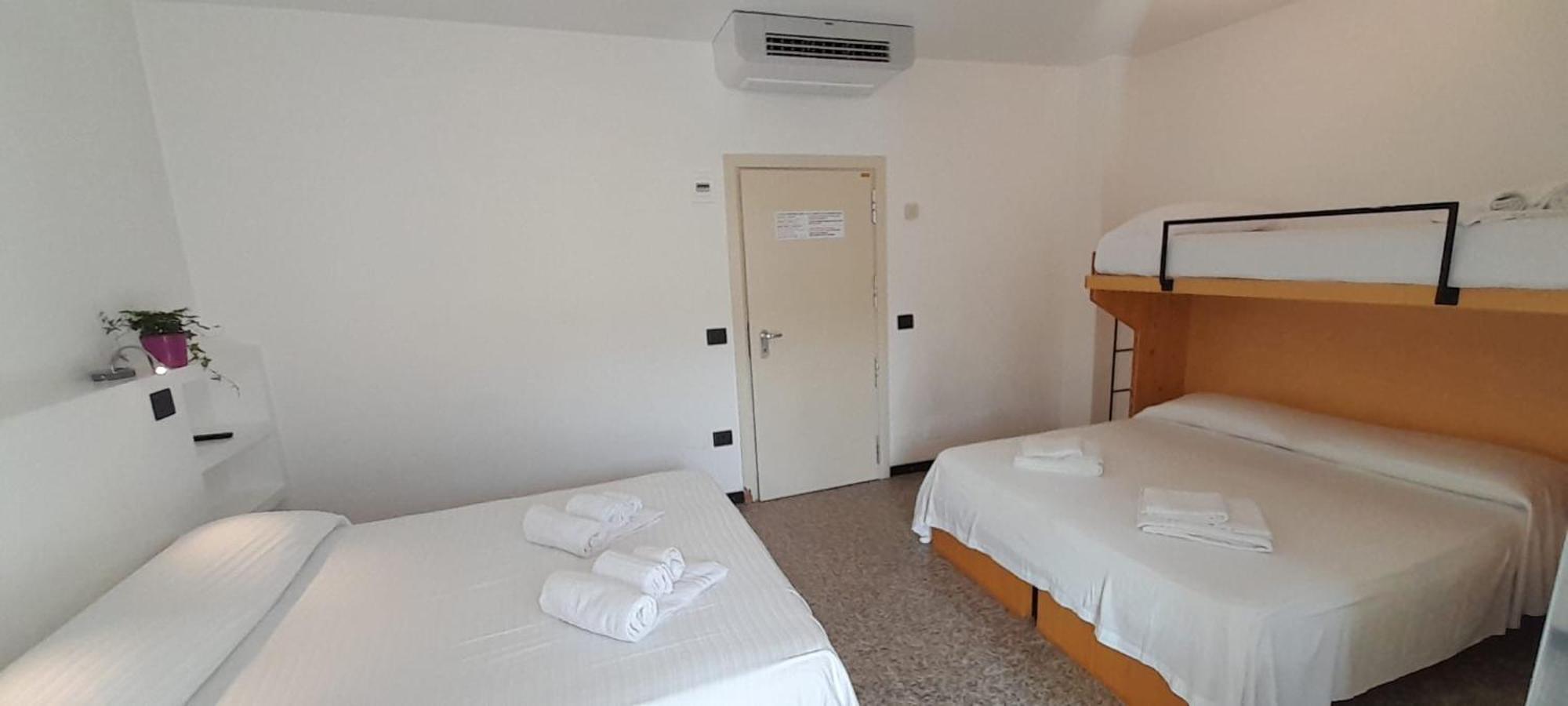 Hotel Marbella Cervia Esterno foto